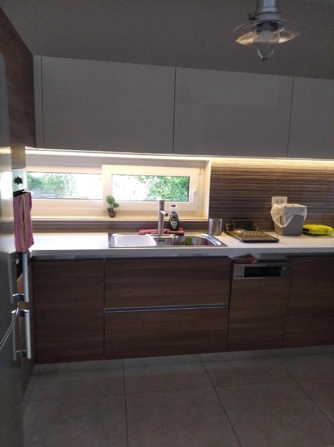 Cozy Villa Vita Lagonisi Kalivia Thorikou ภายนอก รูปภาพ