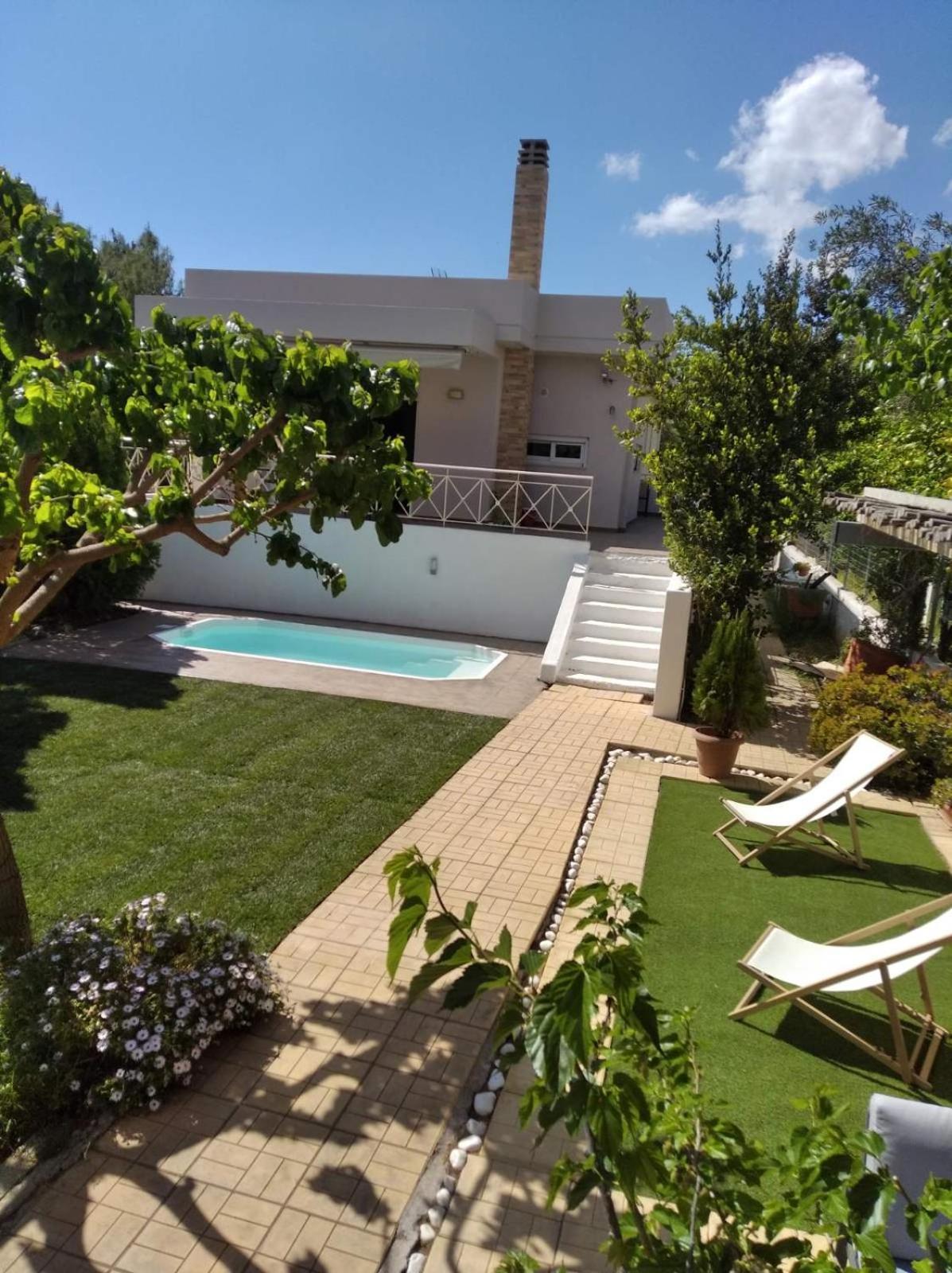 Cozy Villa Vita Lagonisi Kalivia Thorikou ภายนอก รูปภาพ